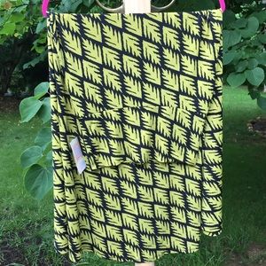 NWT LuLaRoe MAXI skirt SMALL yellow black feathers
